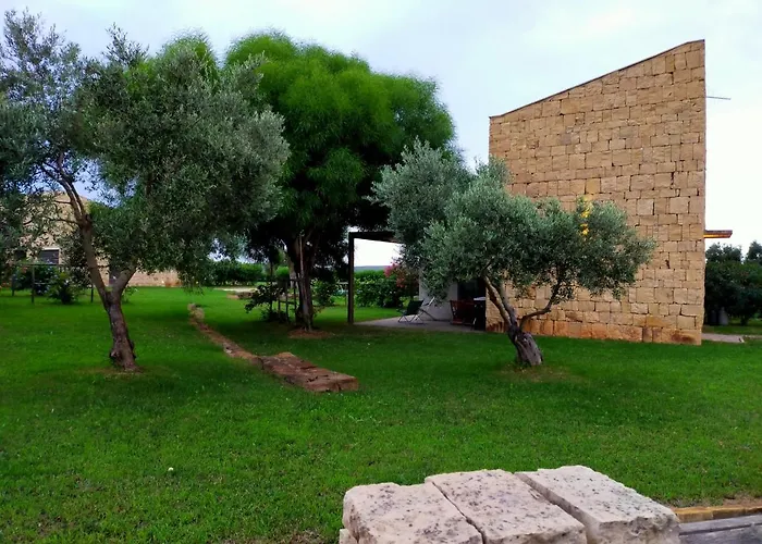 Nyaraló Carrubbedda Giba